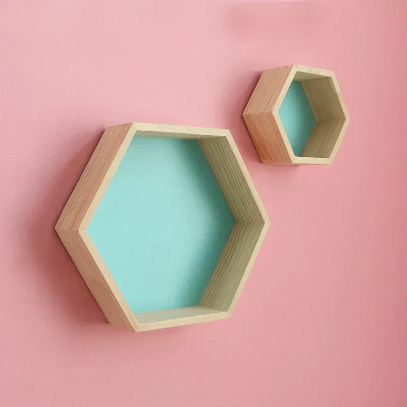Nordische Hexagon-Wandregale fürs Kinderzimmer